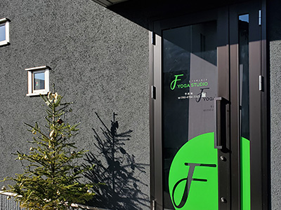 スタジオ入り口